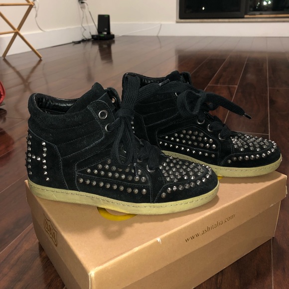ash sneakers